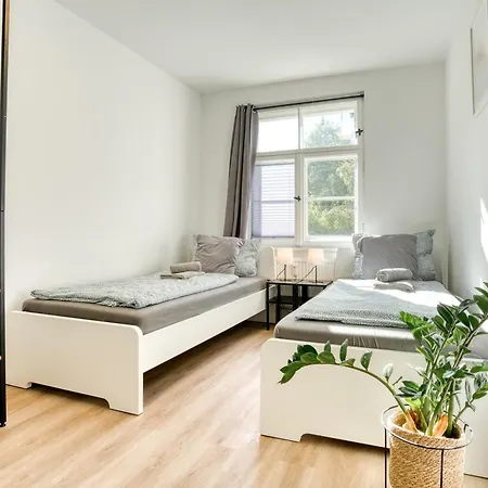 Homy I Moderner Retrocharme Wlan & Netflix Appartement Leipzig Buitenkant foto